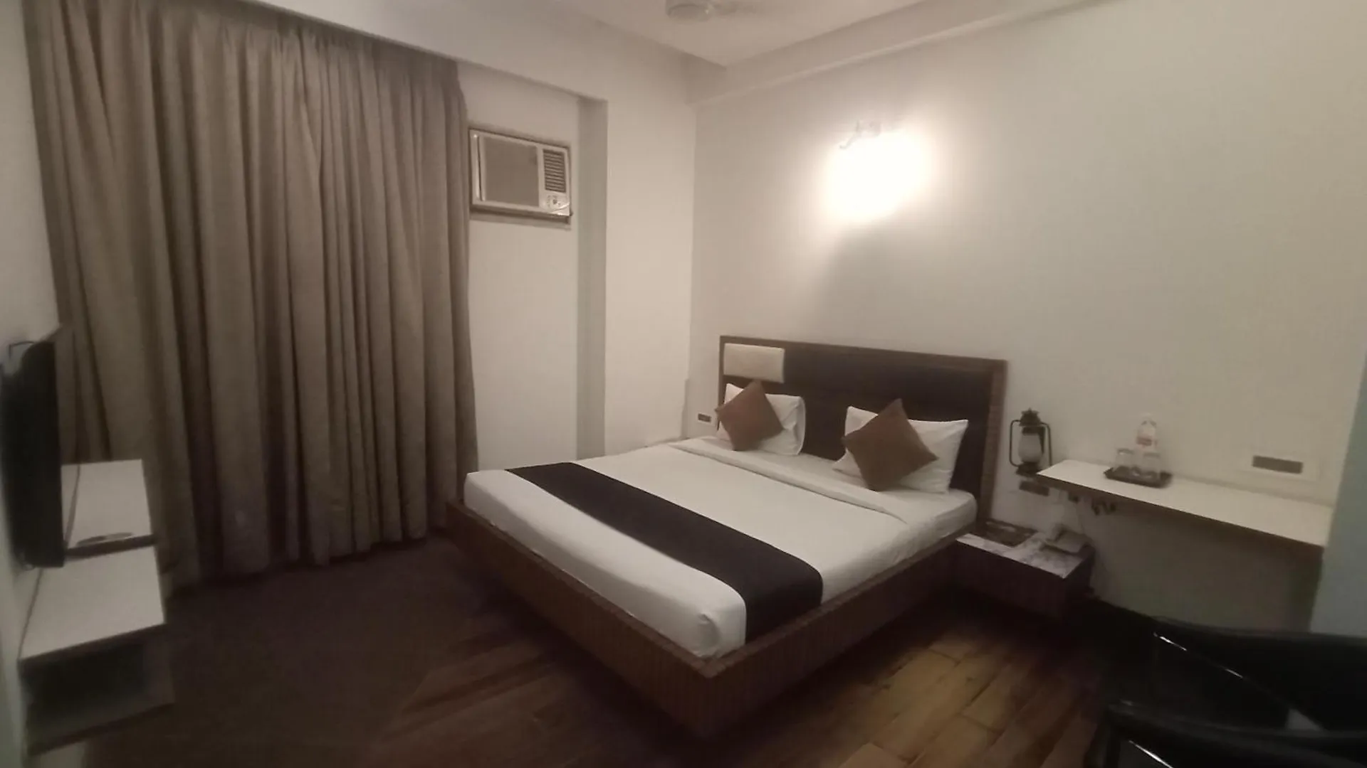 Stays - Golf Course Road Gurgaon
