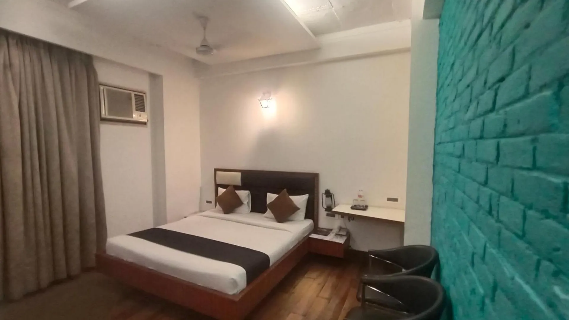 Stays - Golf Course Road Gurgaon 3*,  India
